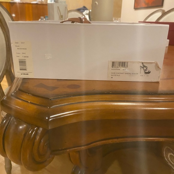 Excellent condition warn just to try. - Picture 8 of 8